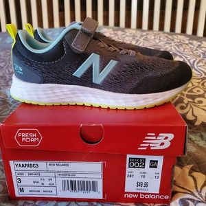 Girls New Balance Tennis Shoes